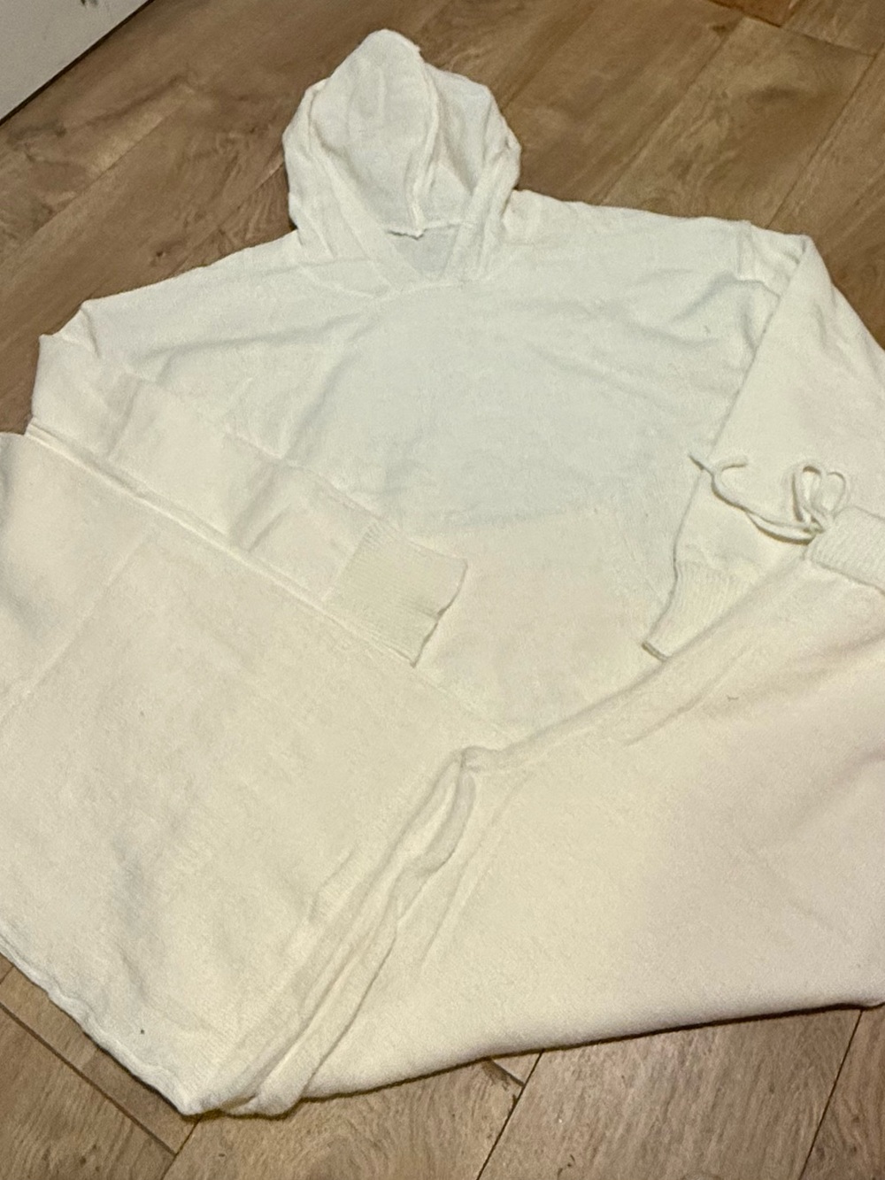 Cozy Off-White Knit Hoodie and Lounge Set